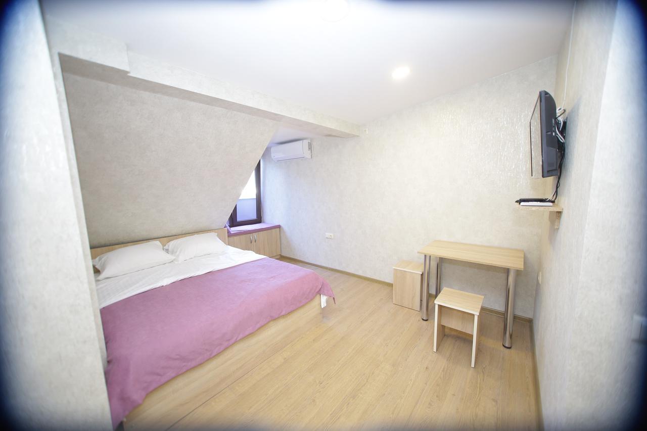 Four Rooms Tiflis Exterior foto