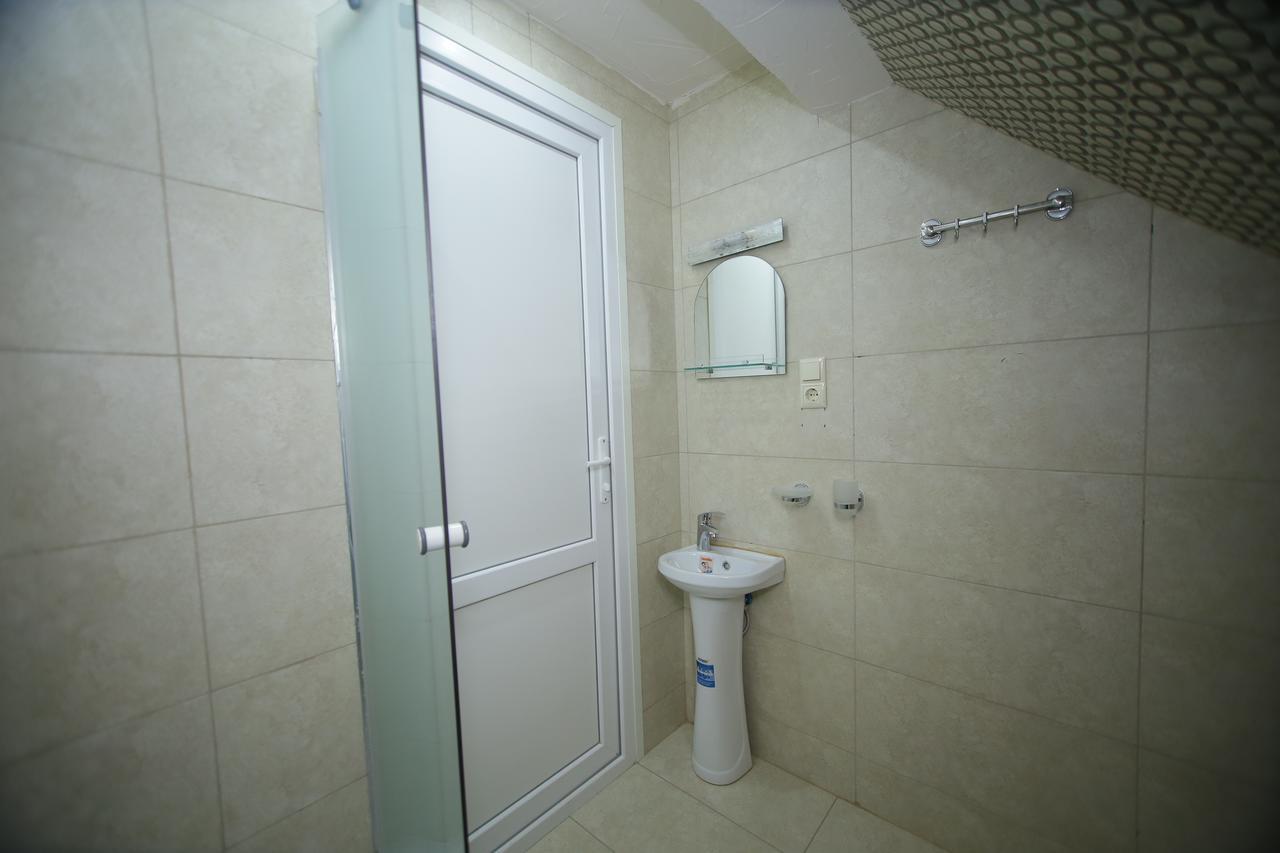 Four Rooms Tiflis Exterior foto